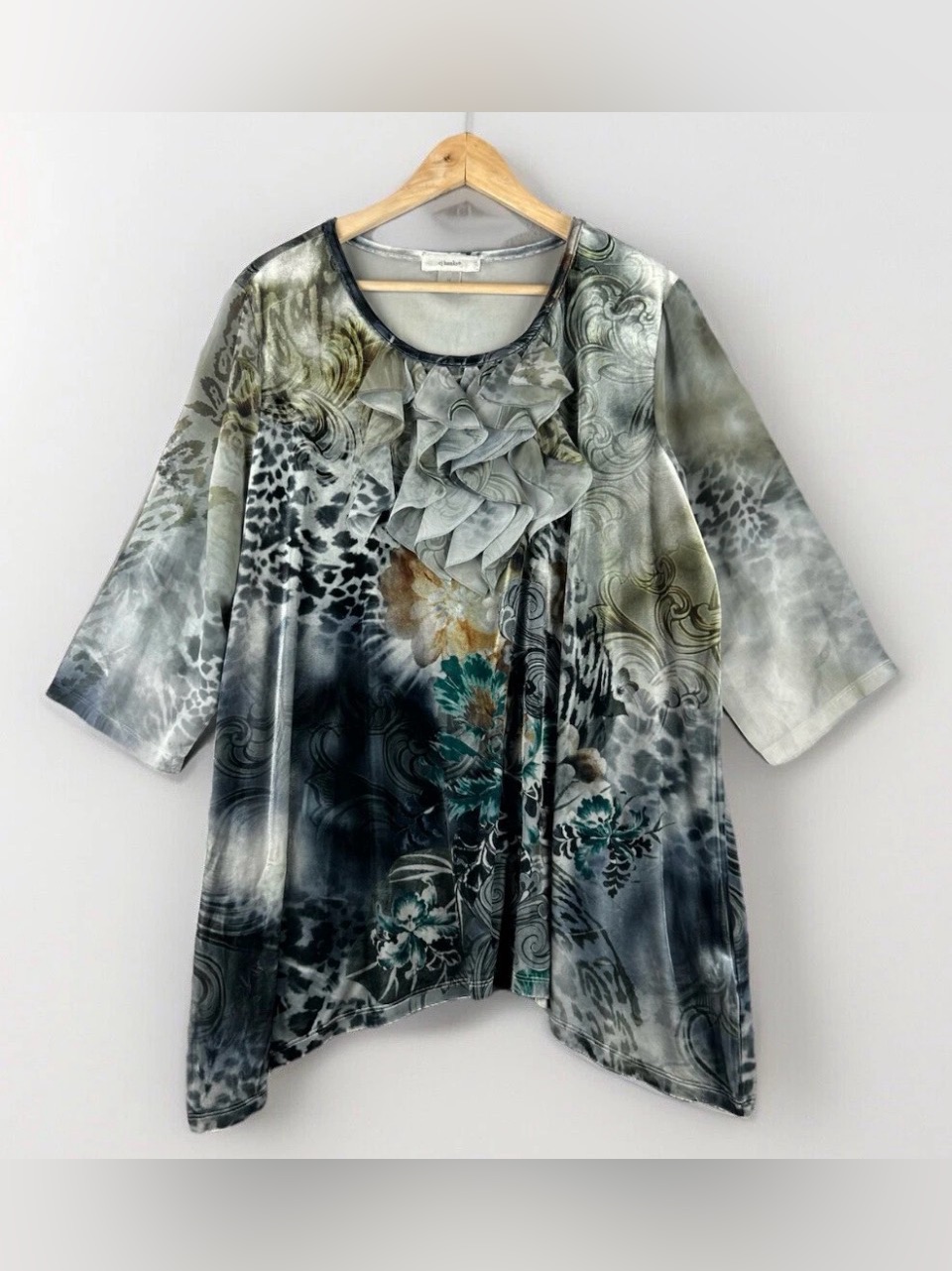 Cj Banks Gray Floral Ruffle Scoop Neck Tunic With Teal Accents